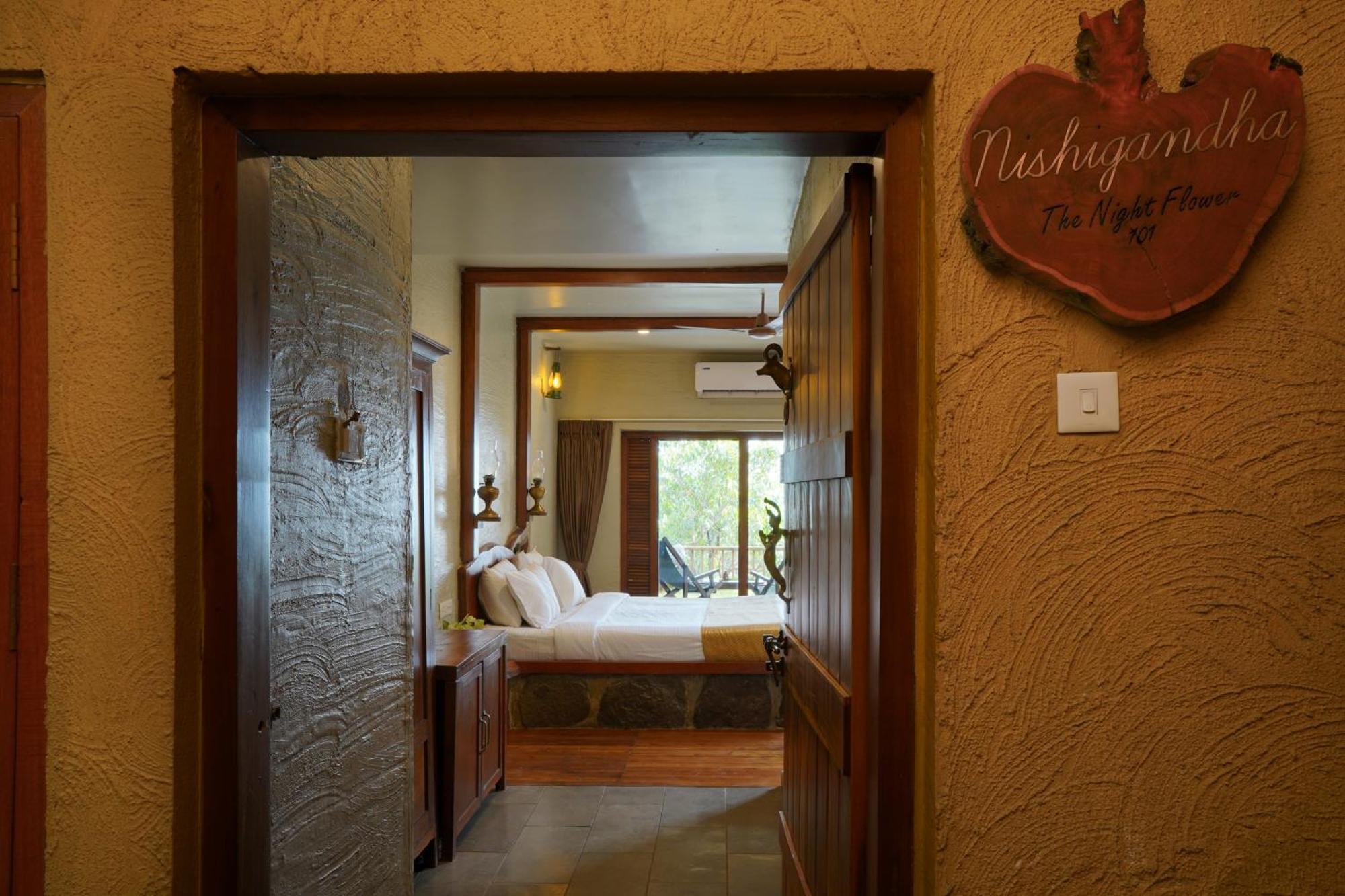 Nisarg Resort Kolhapur Exterior photo